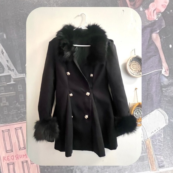 SHEIN Couture Coat with Faux Fur Trim - Picture 4 of 16